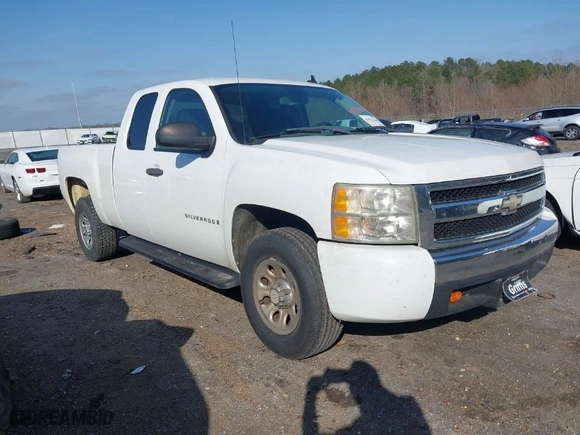 2008 Chevrolet Silverado 1500 Work Truck with VIN 1GCEC19X08Z113943, listed as a IAAI auction lot 41554200 with 93,786 mi miles. Bid and sale history available at carsss.com. Image 1.