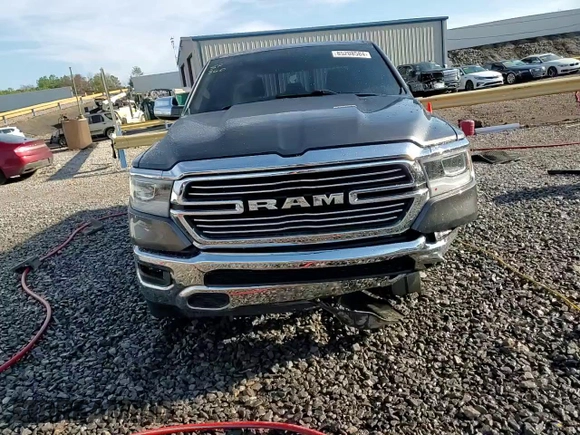 2019 Ram 1500 Laramie with VIN 1C6SRFDT3KN860915, listed as a Copart auction lot 85208584 with 118,902 mi miles and Salvage Title. Bid and sale history available at carsss.com. Image 13.