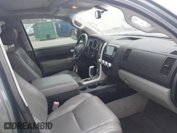 2007 Toyota Tundra Limited z VIN 5TBEV58197S459237, wystawiony jako IAAI lot #41852184 z przebiegiem 339 929 mil mil oraz . Historia ofert i sprzedaży dostępna na DreamBid. Obrazek 5.