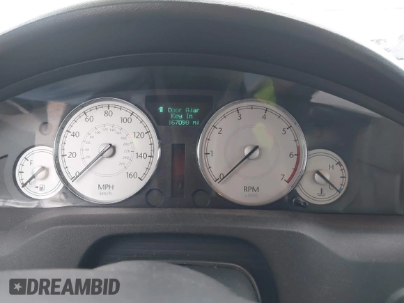 2005 Chrysler 300 with VIN 2C3JA63H05H608145, listed as a IAAI auction lot 42075474 with 167,098 mi miles. Bid and sale history available at carsss.com. Image 7.