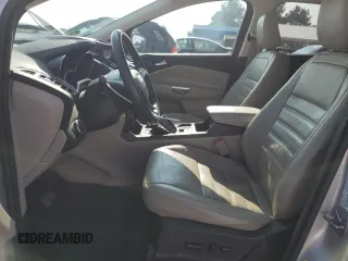2018 Ford Escape Titanium z VIN 1FMCU0J95JUD44086, wystawiony jako Copart lot #58978865 z przebiegiem 90 874 mil mil oraz Szkoda całkowita • Salvage title. Historia ofert i sprzedaży dostępna na DreamBid. Obrazek 7.
