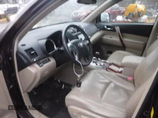 2011 Toyota Highlander Hybrid Limited with VIN JTEDC3EH1B2001265, listed as a Copart auction lot 41340335 with 73,843 mi miles and Salvage Title. Bid and sale history available at carsss.com. Image 7.