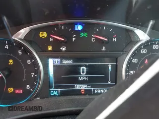 2018 Chevrolet Equinox LT z VIN 2GNAXSEV1J6229741, wystawiony jako IAAI lot #42176955 z przebiegiem 127 094 mil mil oraz . Historia ofert i sprzedaży dostępna na DreamBid. Obrazek 16.