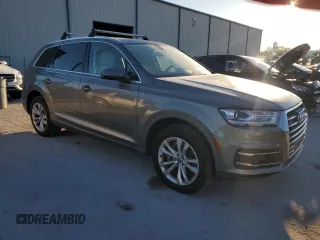2017 Audi Q7 Premium Plus with VIN WA1LAAF75HD015080, listed as a Copart auction lot 49400355 with 148,173 mi miles and Clean title. Bid and sale history available at DreamBid. Image 4.
