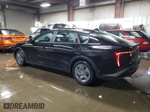 2025 Kia K4 LXS with VIN 3KPFT4DE9SE004458, listed as a Copart auction lot 46128975 with 405 mi miles and Salvage Title. Bid and sale history available at carsss.com. Image 2.