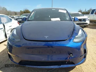 2023 Tesla Model Y Long Range with VIN 7SAYGDEE6PF847890, listed as a IAAI auction lot 41635687 with 32,846 mi miles and . Bid and sale history available at DreamBid. Image 13.
