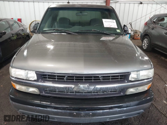 2002 Chevrolet Silverado 1500 LS with VIN 2GCEC19V021362192, listed as a IAAI auction lot 42169190 with 147,238 mi miles and . Bid and sale history available at DreamBid. Image 12.