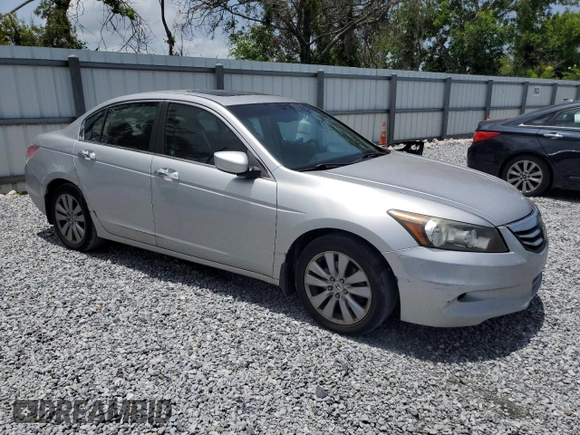 2011 Honda Accord EX-L z VIN 1HGCP3F84BA018491, wystawiony jako Copart lot #60306505 z przebiegiem 125 807 mil mil oraz Czysty tytuł • Clean title. Historia ofert i sprzedaży dostępna na DreamBid. Obrazek 4.