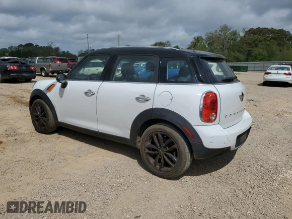 2015 MINI Countryman with VIN WMWZB3C52FWM33204, listed as a Copart auction lot 51680405 with 154,839 mi miles and Salvage Title. Bid and sale history available at DreamBid. Image 2.