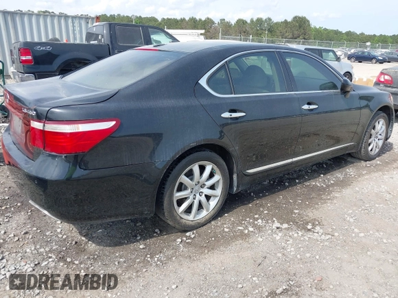 2007 Lexus LS 460 with VIN JTHBL46F475037342, listed as a IAAI auction lot 42027382 with 262,434 mi miles. Bid and sale history available at carsss.com. Image 4.