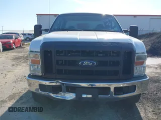 2008 Ford Super Duty F-250 SRW XL with VIN 1FTSX215X8EB47211, listed as a IAAI auction lot 41835753 with 274,515 mi miles. Bid and sale history available at carsss.com. Image 19.