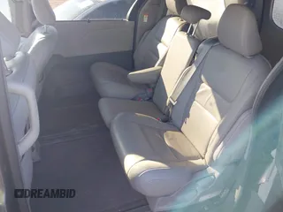2019 Toyota Sienna XLE Auto Access Seat with VIN 5TDYZ3DC4KS971453, listed as a IAAI auction lot 41394821 with 93,308 mi miles. Bid and sale history available at carsss.com. Image 8.