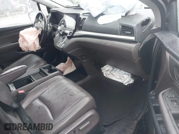 2019 Honda Odyssey EX-L with VIN 5FNRL6H76KB116195, listed as a IAAI auction lot 41078250 with 106,922 mi miles. Bid and sale history available at carsss.com. Image 5.