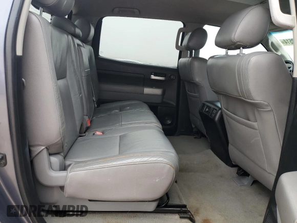 2007 Toyota Tundra Limited z VIN 5TFEV58157X031425, wystawiony jako Copart lot #87103514 z przebiegiem 183 062 mil mil oraz Czysty tytuł • Clean title. Historia ofert i sprzedaży dostępna na DreamBid. Obrazek 10.
