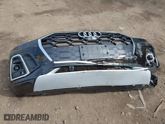 2025 Audi Q5 S line Premium Plus with VIN WA1EAAFY2S2035114, listed as a IAAI auction lot 42001102 with 778 mi miles and . Bid and sale history available at DreamBid. Image 12.