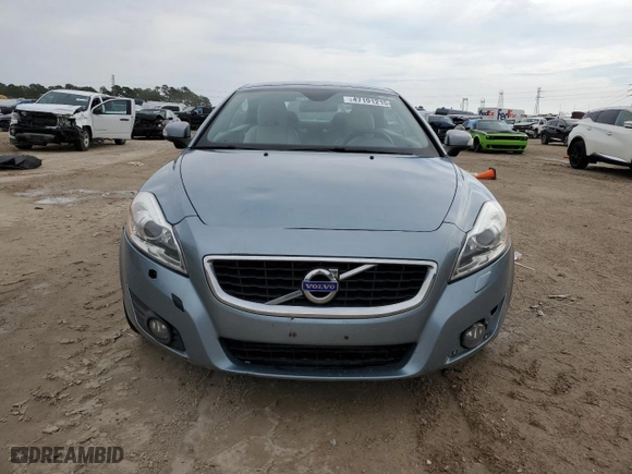 2011 Volvo C70 with VIN YV1672MC2BJ120881, listed as a Copart auction lot 47191215 with 80,707 mi miles and Clean Title. Bid and sale history available at carsss.com. Image 5.