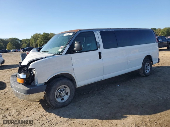 2009 Chevrolet Express Passenger with VIN 1GAHG39K991172838, listed as a Copart auction lot 78937204 with 0 mi miles and Salvage Title. Bid and sale history available at carsss.com. Image 1.