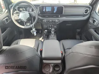 2025 Jeep Gladiator Nighthawk с VIN 1C6PJTAG5SL528084, выставлен на аукционе Copart как лот 61380995 с пробегом 624 миль миль и Списание • Salvage title. История ставок и продаж доступна на DreamBid. Изображение 8.