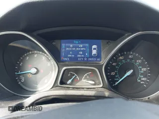 2013 Ford Focus SE с VIN 1FADP3F29DL309581, выставлен на аукционе IAAI как лот 42391300 с пробегом 280 531 миль миль и . История ставок и продаж доступна на DreamBid. Изображение 7.