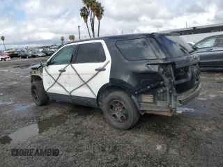 2017 Ford Police Interceptor Utility z VIN 1FM5K8AR6HGB33761, wystawiony jako Copart lot #43651195 z przebiegiem Nie podano mil oraz Tytuł czysty. Historia ofert i sprzedaży dostępna na DreamBid. Obrazek 2.