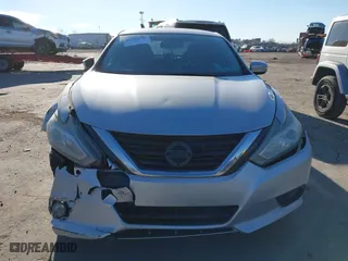 2016 Nissan Altima 2.5 SL with VIN 1N4AL3AP8GC112214, listed as a IAAI auction lot 41328138 with 131,288 mi miles. Bid and sale history available at carsss.com. Image 11.