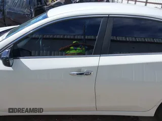 2017 Nissan Altima SR z VIN 1N4AL3AP4HN349577, wystawiony jako IAAI lot #41651995 z przebiegiem 119 180 mil mil oraz . Historia ofert i sprzedaży dostępna na DreamBid. Obrazek 14.