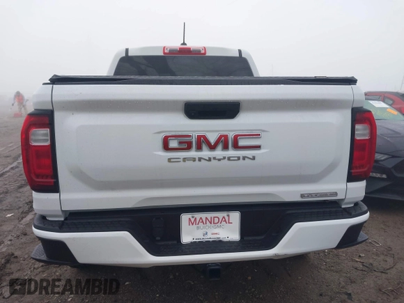 2024 GMC Canyon 2WD Elevation with VIN 1GTP5BEK3R1259644, listed as a IAAI auction lot 41063238 with 5,000 mi miles. Bid and sale history available at carsss.com. Image 17.