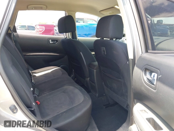 2012 Nissan Rogue S with VIN JN8AS5MV7CW708138, listed as a IAAI auction lot 42642301 with 121,296 mi miles and . Bid and sale history available at DreamBid. Image 8.