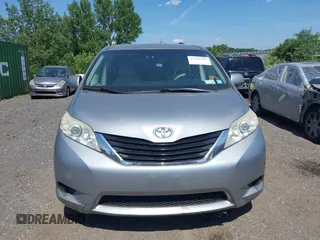 2011 Toyota Sienna LE AAS with VIN 5TDKK3DC2BS096965, listed as a IAAI auction lot 42583783 with 288,489 mi miles and . Bid and sale history available at DreamBid. Image 12.
