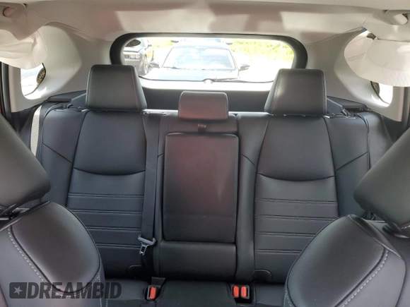 2021 Toyota RAV4 XLE Premium z VIN 2T3C1RFV3MW155693, wystawiony jako Copart lot #61505845 z przebiegiem 22 420 mil mil oraz Szkoda całkowita • Salvage title. Historia ofert i sprzedaży dostępna na DreamBid. Obrazek 10.