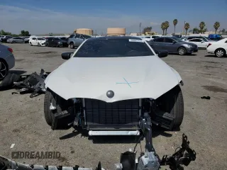 2020 BMW M8 z VIN WBSAE0C04LCD59061, wystawiony jako Copart lot #48002453 z przebiegiem 13 384 mil mil oraz . Historia ofert i sprzedaży dostępna na DreamBid. Obrazek 5.
