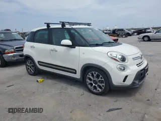 2014 FIAT 500L Trekking with VIN ZFBCFADH0EZ010311, listed as a Copart auction lot 62334095 with 139,917 mi miles and Salvage title. Bid and sale history available at DreamBid. Image 4.