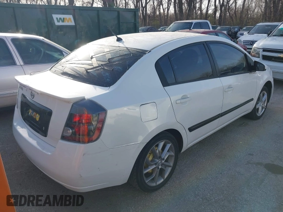 2011 Nissan Sentra SR with VIN 3N1AB6AP3BL719622, listed as a IAAI auction lot 41831998 with 173,660 mi miles and . Bid and sale history available at DreamBid. Image 4.