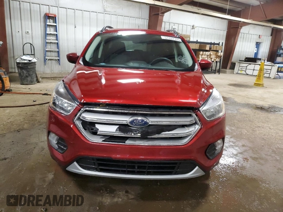 2018 Ford Escape SE z VIN 1FMCU9GD6JUB41465, wystawiony jako Copart lot #51332725 z przebiegiem 170 510 mil mil oraz Czysty tytuł • Clean title. Historia ofert i sprzedaży dostępna na DreamBid. Obrazek 5.