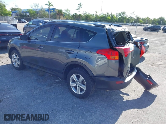 2013 Toyota RAV4 XLE с VIN JTMWFREVXDD005691, выставлен на аукционе IAAI как лот 42377134 с пробегом 64 964 миль миль и . История ставок и продаж доступна на DreamBid. Изображение 3.