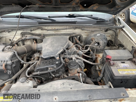 2010 Toyota Tacoma with VIN 5TENX4CN5AZ718709, listed as a IAAI auction lot 41849841 with 0 mi miles. Bid and sale history available at carsss.com. Image 10.