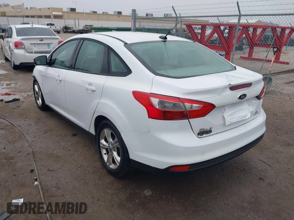 2013 Ford Focus SE with VIN 1FADP3F25DL221207, listed as a IAAI auction lot 41209646 with 160,125 mi miles and . Bid and sale history available at DreamBid. Image 3.