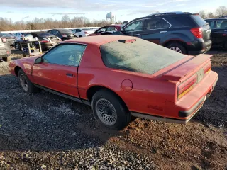 1986 Pontiac Firebird with VIN 1G2FS87SXGN246579, listed as a Copart auction lot 43260105 with 17,411 mi miles and Clean Title. Bid and sale history available at carsss.com. Image 2.