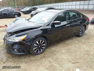 2018 Nissan Altima 2.5 SR with VIN 1N4AL3APXJC204173, listed as a IAAI auction lot 40784376 with 86,691 mi miles. Bid and sale history available at carsss.com. Image 18.
