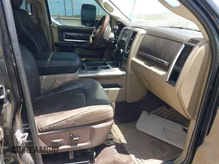 2011 Dodge Ram 2500 SLT with VIN 3D7UT2HLXBG567940, listed as a IAAI auction lot 42113785 with 341,355 mi miles. Bid and sale history available at carsss.com. Image 5.