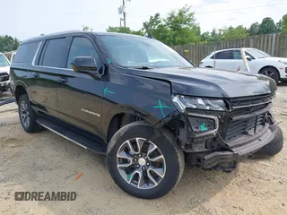 2022 Chevrolet Suburban LT with VIN 1GNSKCKDXNR195278, listed as a IAAI auction lot 42429218 with 86,022 mi miles and . Bid and sale history available at DreamBid. Image 1.