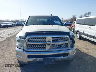 2018 Ram 2500 Laramie with VIN 3C6UR5NL0JG370294, listed as a IAAI auction lot 41637107 with 153,041 mi miles. Bid and sale history available at carsss.com. Image 12.