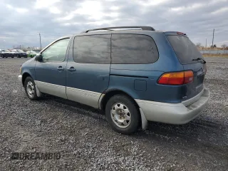 2000 Toyota Sienna LE with VIN 4T3ZF13C9YU280798, listed as a Copart auction lot 80708614 with 282,612 mi miles and Clean Title. Bid and sale history available at carsss.com. Image 2.