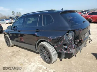 2022 Volkswagen Tiguan SE with VIN 3VV3B7AX3NM013780, listed as a Copart auction lot 45946025 with 76,589 mi miles and Salvage Title. Bid and sale history available at carsss.com. Image 2.