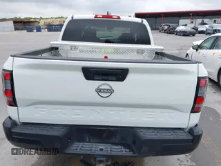 2022 Nissan Frontier SV with VIN 1N6ED1EJ4NN696435, listed as a IAAI auction lot 42184739 with 13,770 mi miles and . Bid and sale history available at DreamBid. Image 17.
