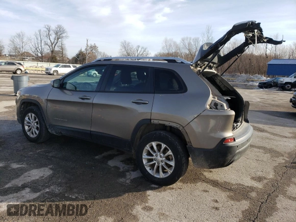 2020 Jeep Cherokee Latitude with VIN 1C4PJMCB7LD646178, listed as a Copart auction lot 45192335 with 80,860 mi miles and Salvage Title. Bid and sale history available at carsss.com. Image 2.