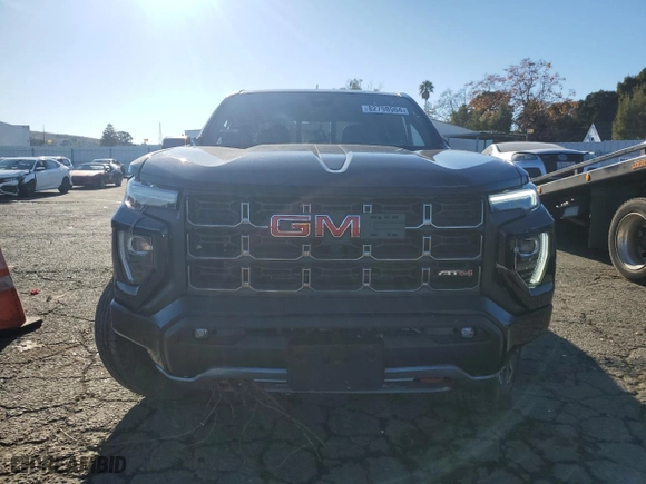 2024 GMC Canyon 4WD AT4 with VIN 1GTP6DEK5R1154046, listed as a Copart auction lot 82798064 with 0 mi miles and Salvage Title. Bid and sale history available at carsss.com. Image 5.