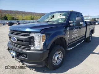 2018 Ford F-250 XL with VIN 1FD7X2B60JEB23062, listed as a Copart auction lot 43446402 with Not provided miles and Salvage title. Bid and sale history available at DreamBid. Image 2.