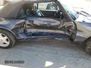 1984 Ford Mustang z VIN 1FABP27W7EF225018, wystawiony jako Copart lot #48488031 z przebiegiem 49 673 mil mil oraz Szkoda całkowita • Salvage title. Historia ofert i sprzedaży dostępna na DreamBid. Obrazek 9.