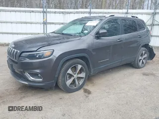 2020 Jeep Cherokee Limited z VIN 1C4PJLDB9LD529985, wystawiony jako IAAI lot #42074723 z przebiegiem 93 765 mil mil oraz . Historia ofert i sprzedaży dostępna na DreamBid. Obrazek 2.